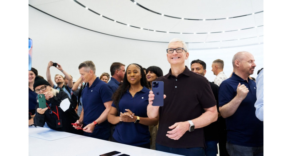 У Apple теперь 2,35 миллиарда активных пользователей